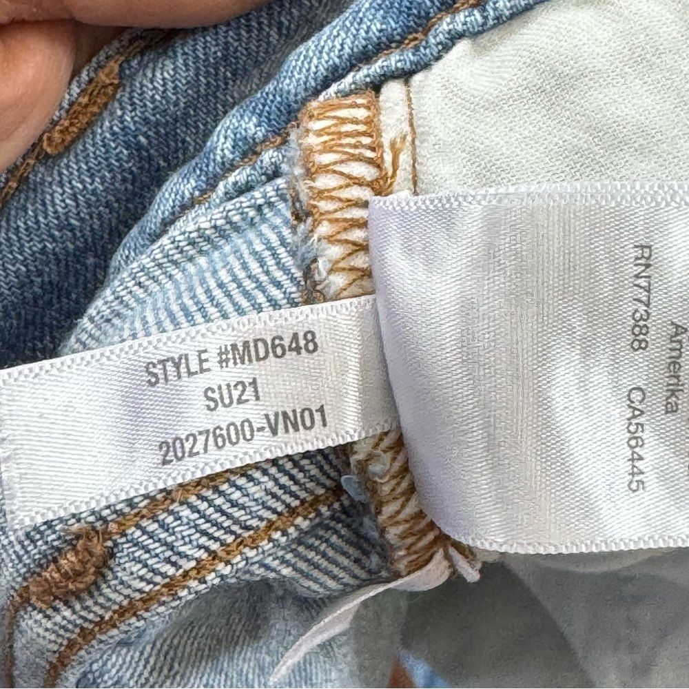 Madewell High Rise Slim Boyjean Blue Wash Distressed Jeans  Sz 32 - Picture 13 of 13